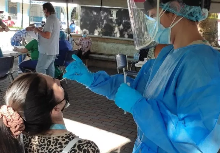 En Chiriquí, desde el inicio de la pandemia, 91,856 personas contrajeron el coronavirus o SARS-CoV-2, de las cuales 1,009 fallecieron. Foto. José Vásquez