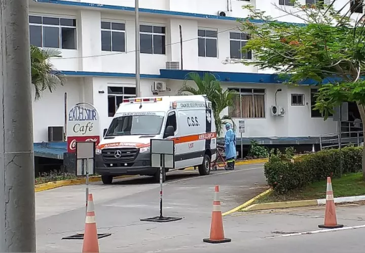 Según fuentes del nosocomio, Luis Carlos Herrera se encuentra en condición delicada debido a las múltiples heridas que recibió. Foto. José Vásquez