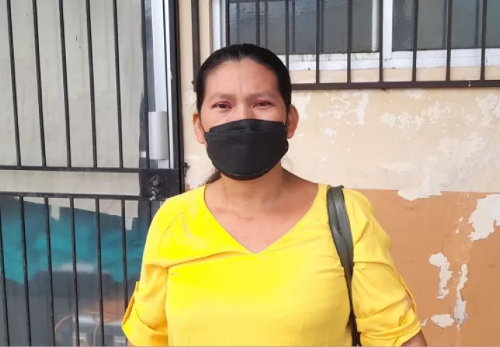 Melida Tugrí, madre de Astrid Tugrí, de 21 años, confirmó que el científico le preguntó sobre los rasgos físicos de su hija, si tenía alguna fractura o golpe con el objetivo de contribuir en las investigaciones. Foto. José Vásquez