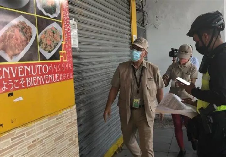 Operativo de salud en Parque Lefevre. Foto: cortesía