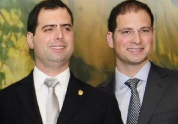 Los hermanos Ricardo Alberto  y Luis Enrique Martinelli Linares.