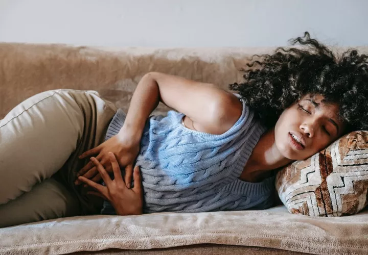 Las mujeres tienen un mayor riesgo de contraer una infección de las vías urinarias. Foto: Pexels/Iliustrativa