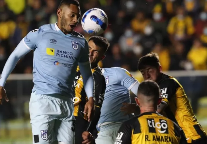 Ismael Díaz actualmente juega en la Universidad Católica de Ecuador. Foto: EFE