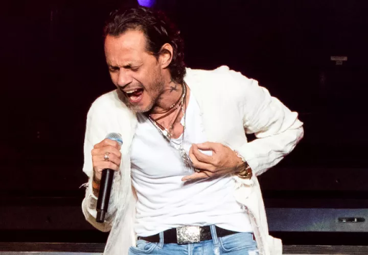 Marc Anthony sufrió un accidente en su hotel. Foto: EFE