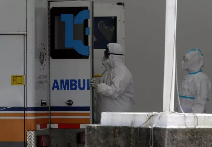 El Minsa señala que hay 36 pacientes ingresados por el coronavirus en las Unidades de Cuidados Intensivos (UCI). Foto: EFE