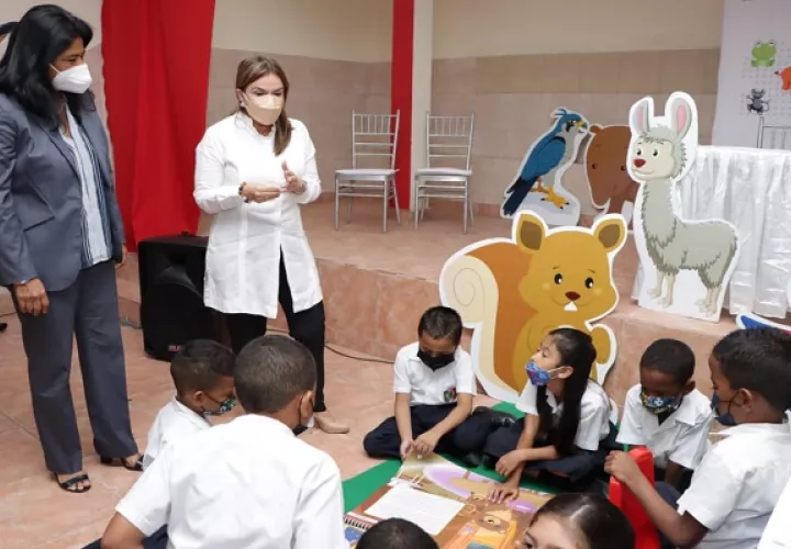 Algunas escuelas recibieron una cantidad de estudiantes que no estaba en la organización escolar. Foto: Meduca