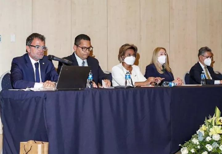 Diversos temas de salud se abordaron en el foro. Foto: Cortesía
