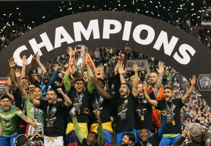 Los jugadores del Seatle Sounders festejan. Foto: EFE