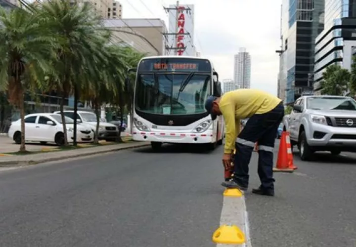 La ampliación contendrá carriles exclusivos para los metrobuses. Foto: Ilustrativa