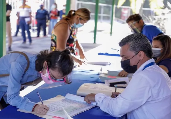 Más de 30,000 universitarios cobrarán de una forma diferente en agosto. Foto: Ifarhu