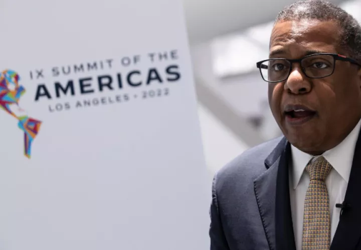 Brian Nichols, subsecretario estadounidense para América Latina, envió mensaje a caravana de migrantes. Foto: EFE
