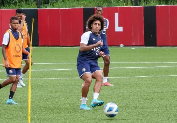 Adalberto 'Coco' Carrasquilla en los entrenamientos de la selección de Panamá. Foto: Fepafut