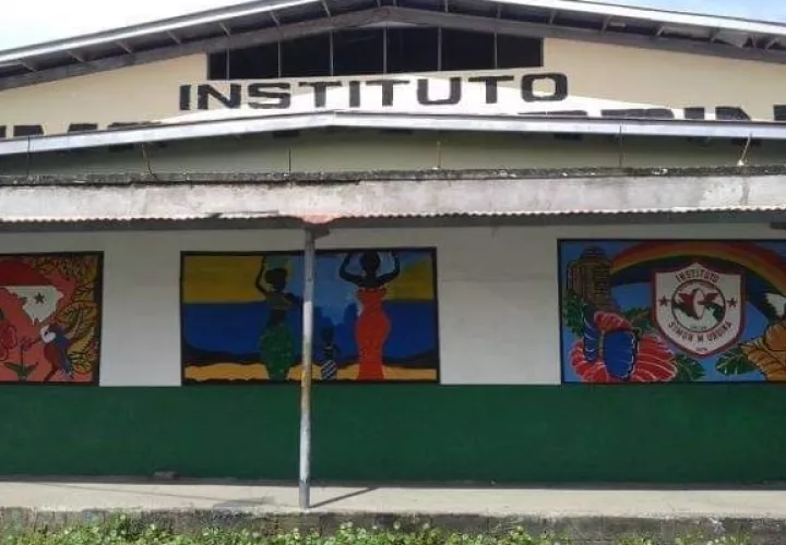 El hecho de violencia ocurrió la tarde del miércoles en el Colegio Simón Urbina, ubicado en la comunidad de Arco Iris, corregimiento de Cristóbal. Foto. Diomedes Sánchez