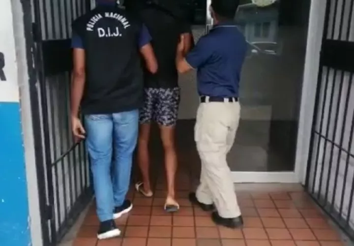 A esta persona también se le imputarán cargos por tentativa de homicidio, por las heridas provocadas esa noche, a varias personas presentes en el velorio. Foto. Proteger y Servir