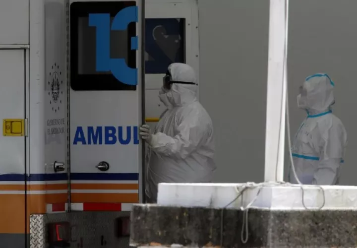 Hay 32 pacientes ingresados por el coronavirus en las Unidades de Cuidados Intensivos (UCI). Foto: EFE