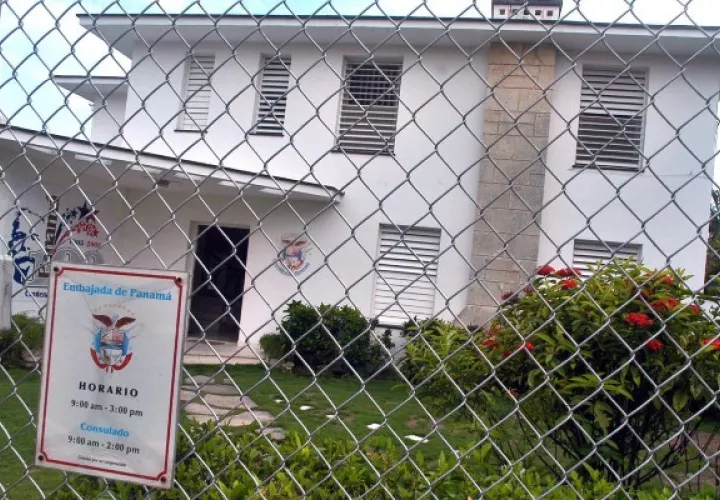 Consulado de Panamá en Cuba . Foto: EFE
