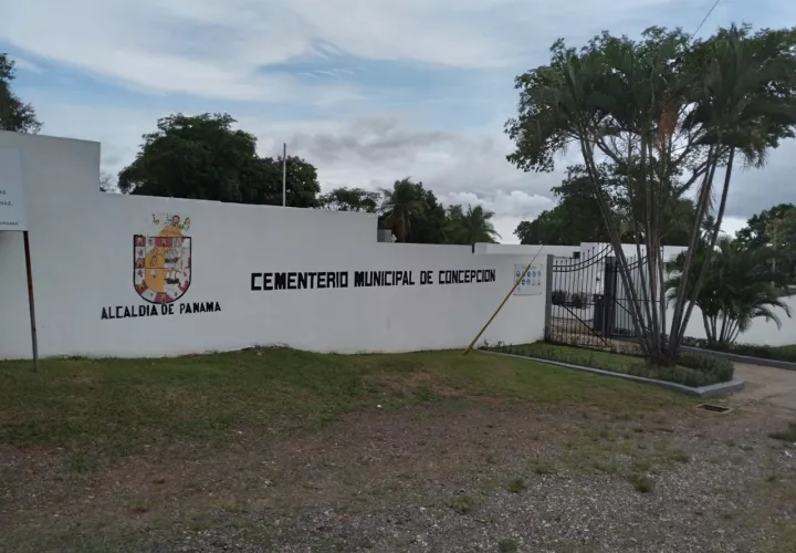 entrada_cementerio_concepcion_easy-resize.com_.jpg