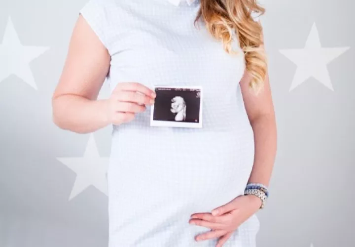 El diagnóstico puede ser prenatal, como también en niños o adultos, para diagnosticar enfermedades o trastornos genéticos.  Foto: Pexels