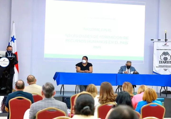 Esta investigación fue presentada a universidades, gremios empresariales y instituciones gubernamentales. Foto: Cortesía Ifarhu