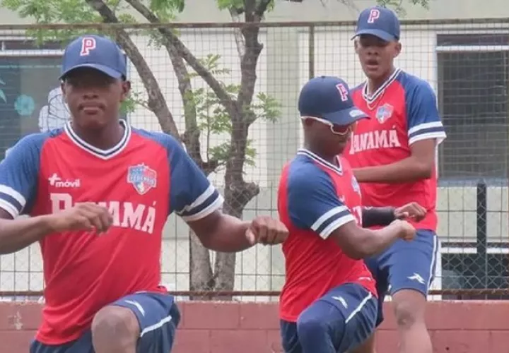 Jugadores de la U15 de la selección de Panamá. Foto: Fedebeis