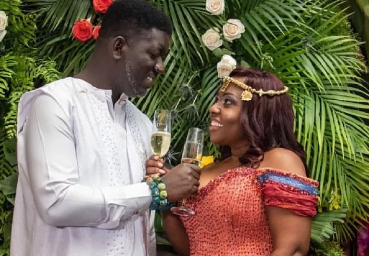 El príncipe Anthony Bart-Appiah y Kayra Harding. Foto: Instagram / @kayra_harding