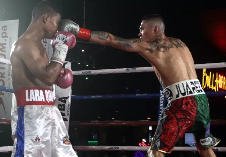  Salvador Juárez de México se impuso a Keyvin Lara de  Nicaragua. Foto: Víctor Arosemena    