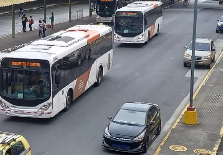 El nuevo sistema de buses en la capital se consolidó en marzo de 2013. Foto:Francisco Paz