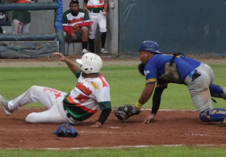 Chiriquí Occidente obtuvo un gran triunfo contra Herrera. Foto: Fedebeis