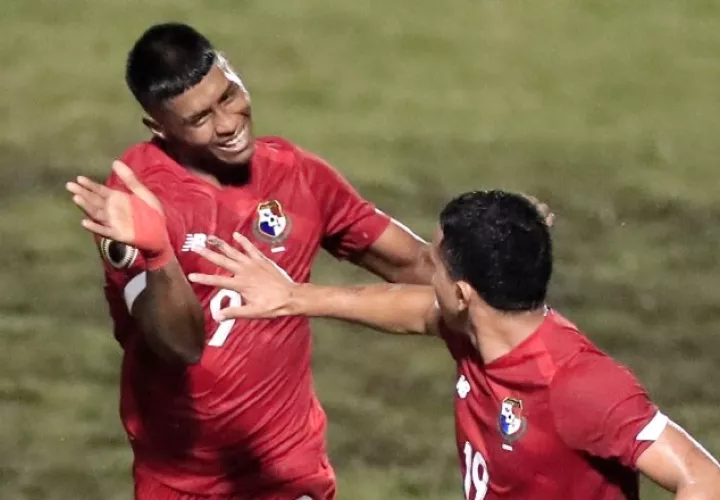 Panamá Sub-20 enfrenta a Cuba en el Premundial. Foto: Fepafut