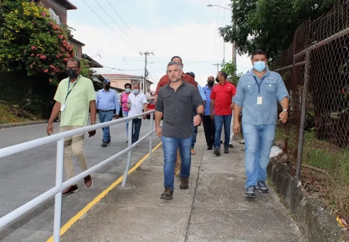 Rafael Sabonge dijo que los trabajos del Corredor de las Playas se retomarán a finales de año. Foto: Rafael Sabonge