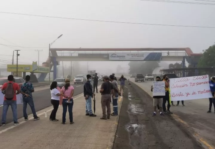 Se acordó la creación de una comisión que dialogue con el gobernador y así buscar las soluciones a los problemas que aquejan a los habitantes en la ciudad de Santiago. Foto. Melquíades Vásquez