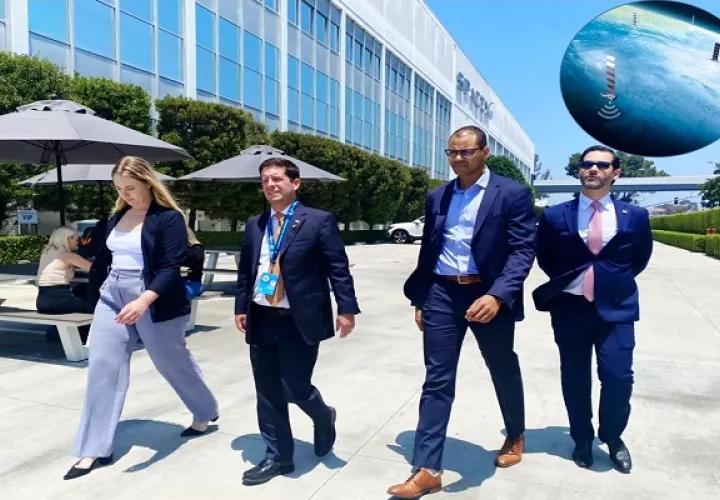 Altos funcionarios del Mici se reunieron con directivos de SpaceX. Foto: Cortesía