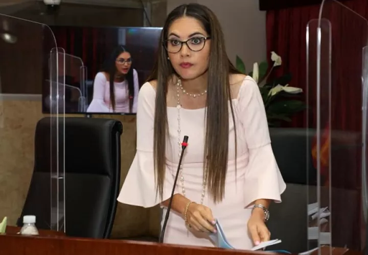 Zulay Rodríguez respalda las solicitudes de los productores. Foto: Asamblea Nacional