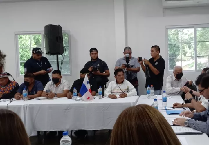 El primer día de negociaciones con el Ejecutivo comenzó el jueves. Foto: KL