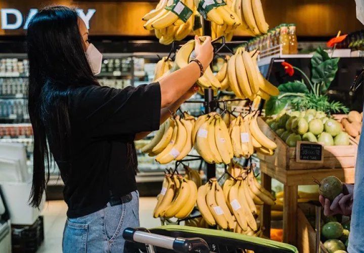 Las frutas deben agregarse al control de precios. Foto: Pexels