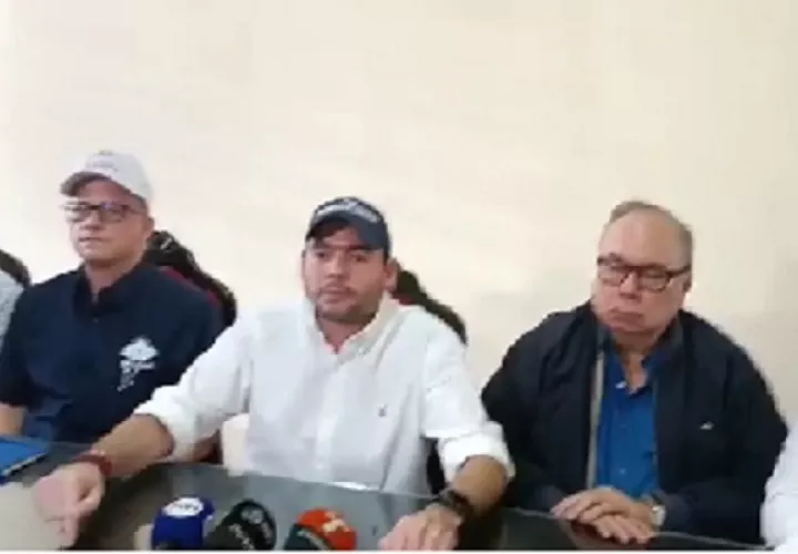 El vicepresidente José Gabriel Carrizo hizo referencia al acuerdo entre campesinos, la dirigencia Gnäbe Buglé. 