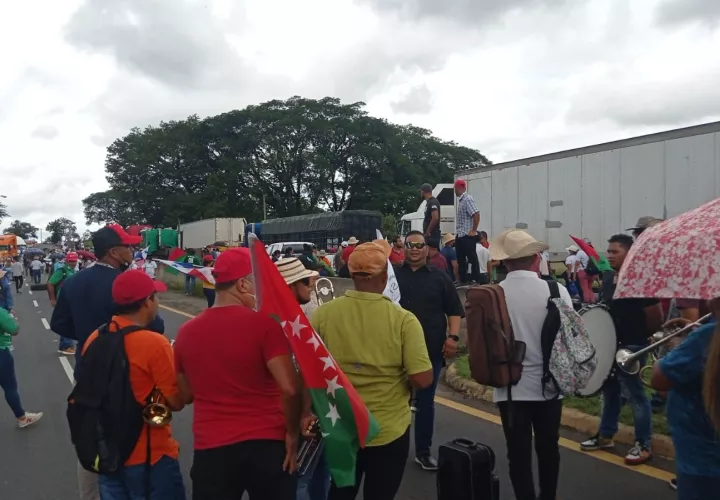Los trabajadores del volante internacional están viviendo una situación muy difícil con los cierres de vías en territorio chiricano.