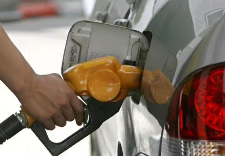 El acuerdo para bajar el costo del combustible se firmó la noche del domingo. Foto: Grupo Epasa