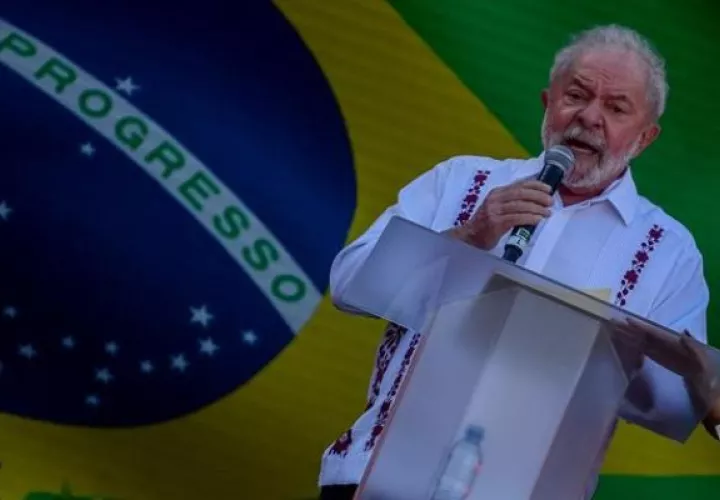 El exmandatario Luiz Inácio Lula da Silva participa en un acto con motivo de la independencia de la provincia de Bahía. Foto: EFE