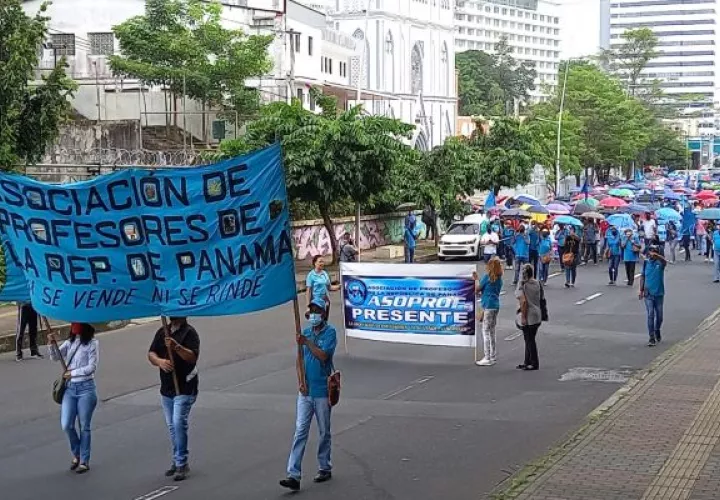 Gremios docentes son en este momento la cara más visible de las protestas, pero se han sumado diversas agrupaciones en todo el país. Foto: Víctor Arosemena