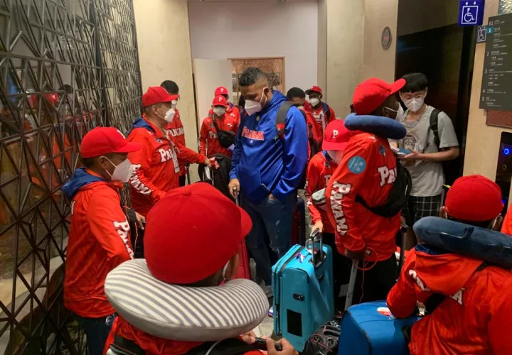 Panamá U12 a su llegada a Tainán, Taiwán. Foto: Fedebeis