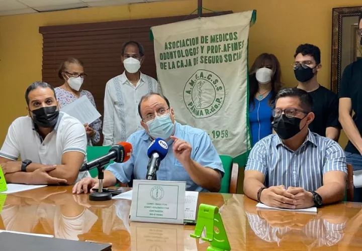 La dirigencia de la Amoacss afirma contar con el apoyo de otros gremios de profesionales de la salud y de los médicos internos. Foto: Cortesía Amoacss