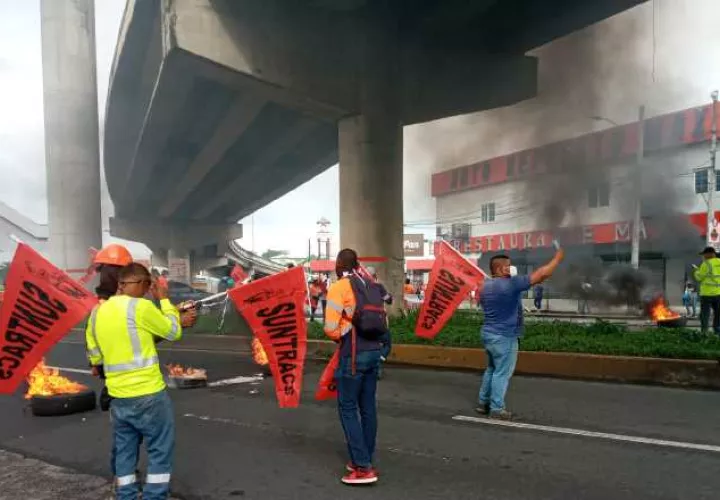 Panamá se enfrenta a una ola de protestas liderada por los gremios docentes que reclaman política para enfrentar el alto costo de la vida.  Foto:Cortesía