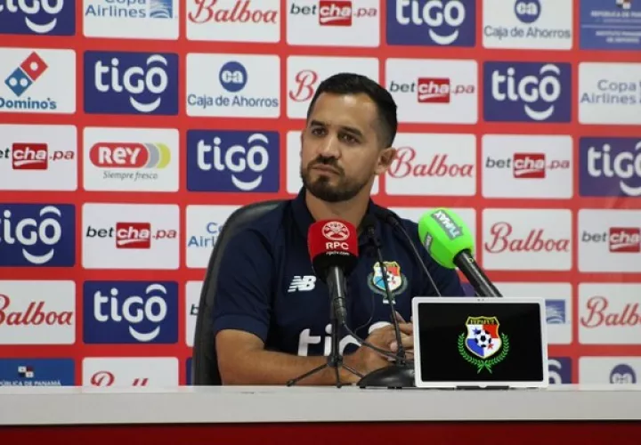 Ignacio 'Nacho' Quintana, técnico del seleccionado femenino panameño. Foto:Fepafut