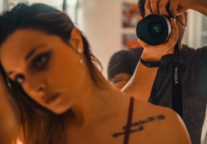 Este tipo de fotografías se ha convertido en un regalo frecuente para amantes o parejas. Foto: Ilustrativa / Pexels