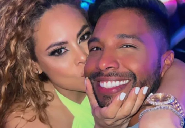Liza Hernández y el 'Cholly Kid'. Foto: Instagram / @chollykid