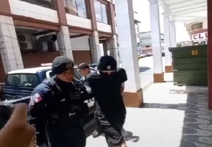 Al ciudadano colombiano le imputaron cargos por el delito de femicidio agravado y por el Tribunal de Garantías se le dictó la medida de detención provisional. Foto. Diomedes Sánchez