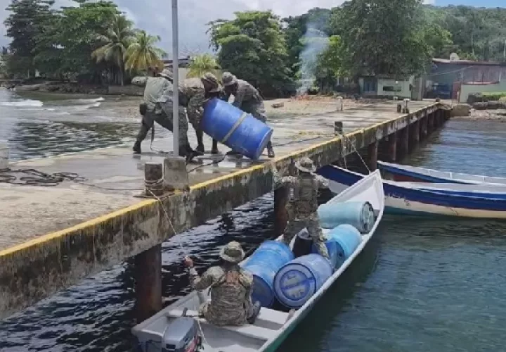 Al momento de la revisión lograron contabilizar 300 galones de combustible, los cuales pasaron a manos de Aduanas, junto al ciudadano, para llevar a cabo el trámite correspondiente.