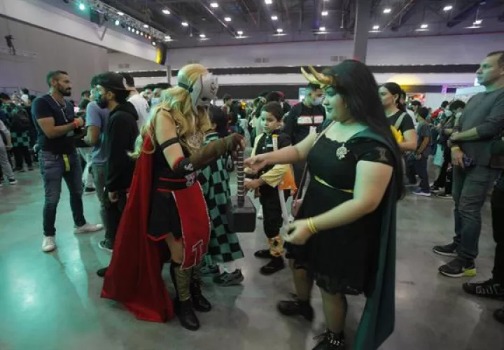 Participantes en al Comic Con, en Ciudad de Panamá. EFE