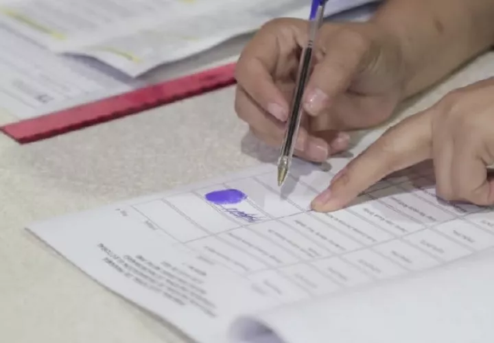 En la primera semana, precandidatos presidenciales por libre postulación recolectaron más de 11 mil firmas, mediante varias opciones. Foto: Cortesía Tribunal Electoral